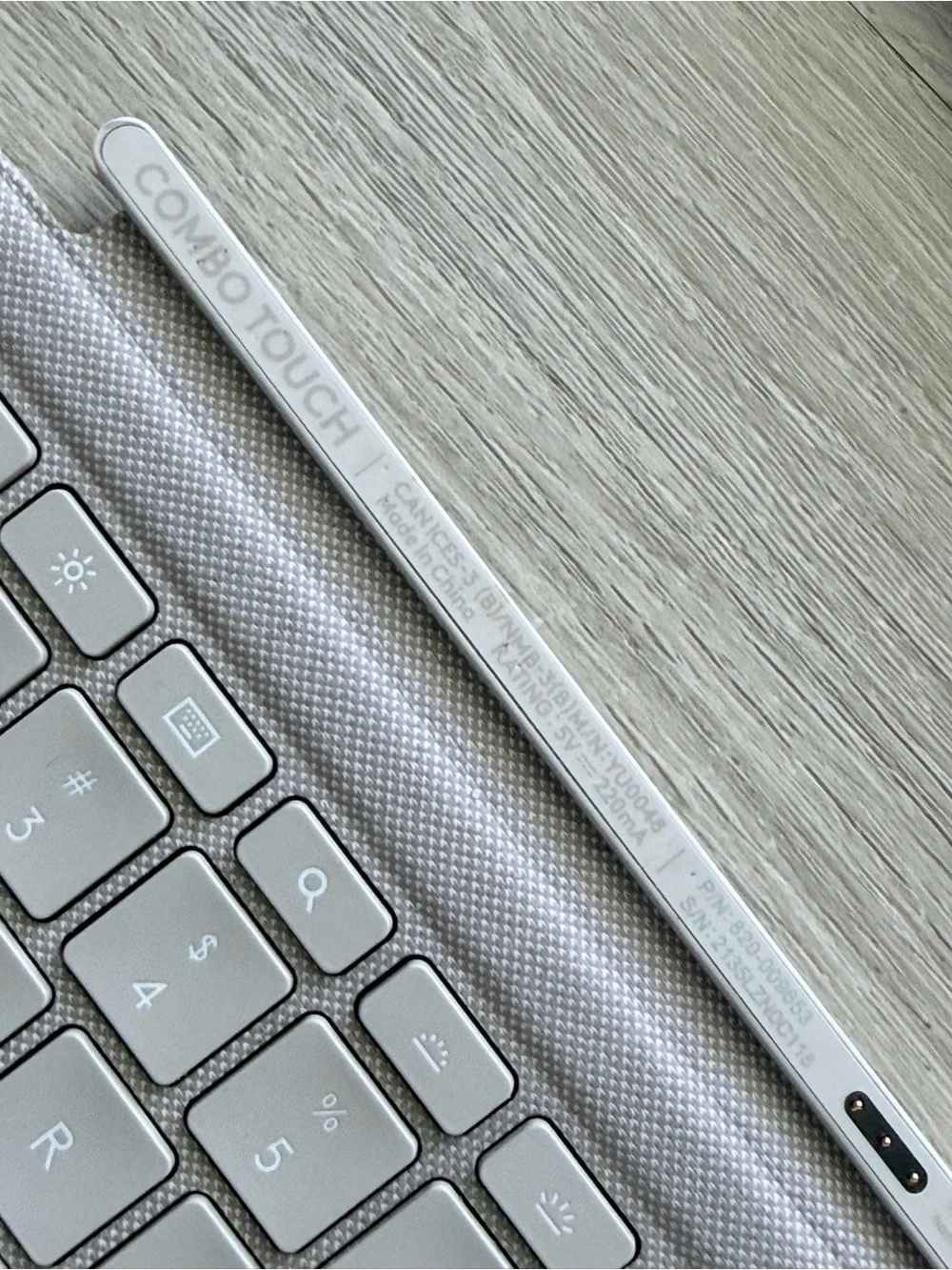 Logitech Combo Touch | iPad Pro 11 inch (1-4th Gen) | Sand